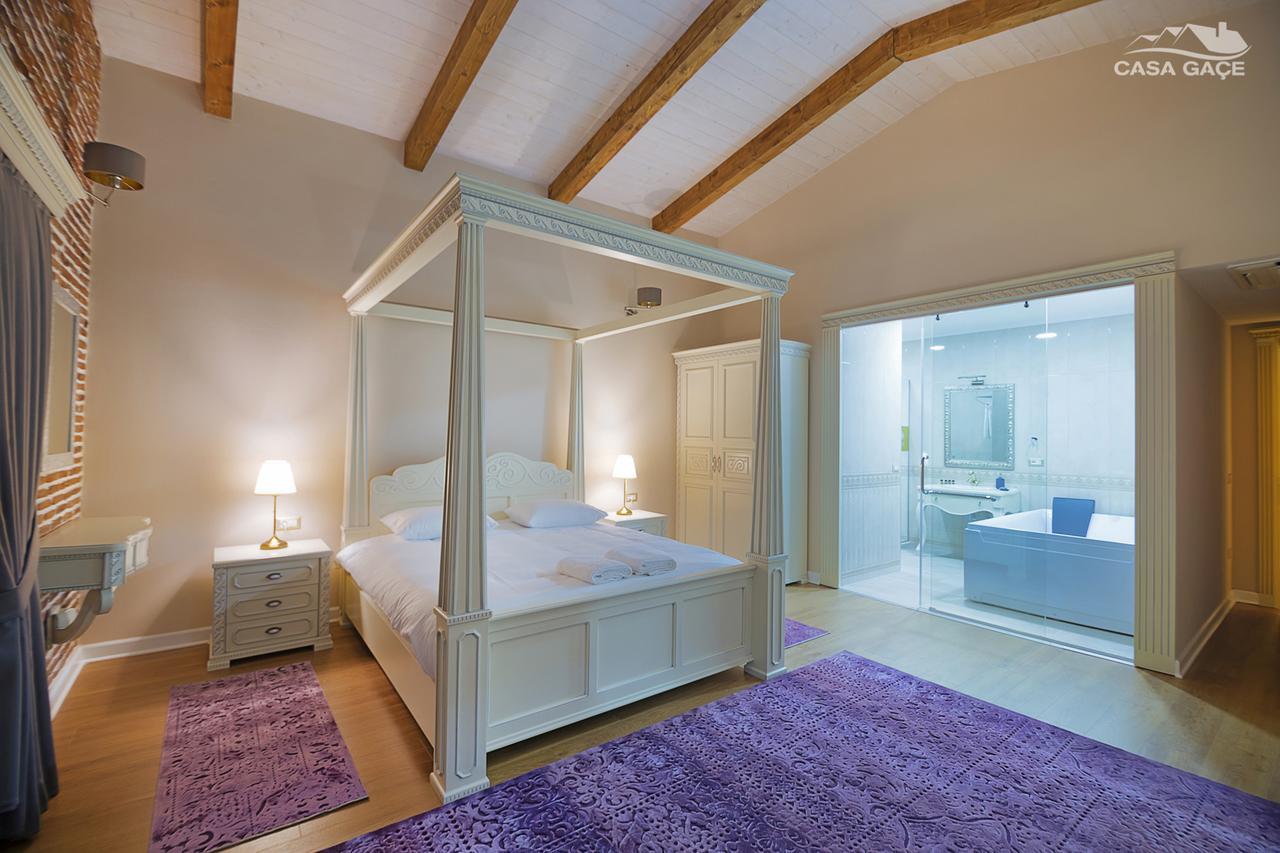 Casa Gace Hotel คอร์เชอ ภายนอก รูปภาพ