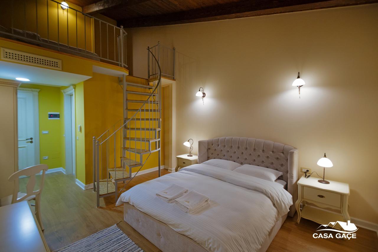 Casa Gace Hotel คอร์เชอ ภายนอก รูปภาพ