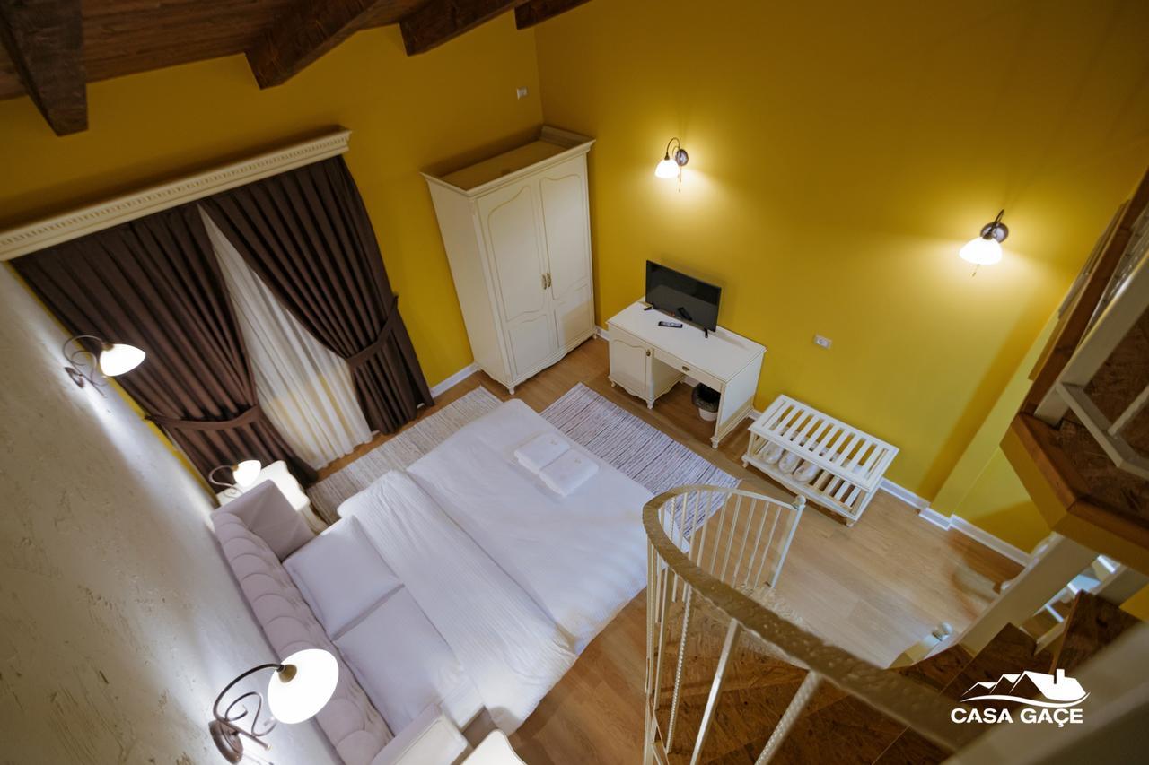 Casa Gace Hotel คอร์เชอ ภายนอก รูปภาพ