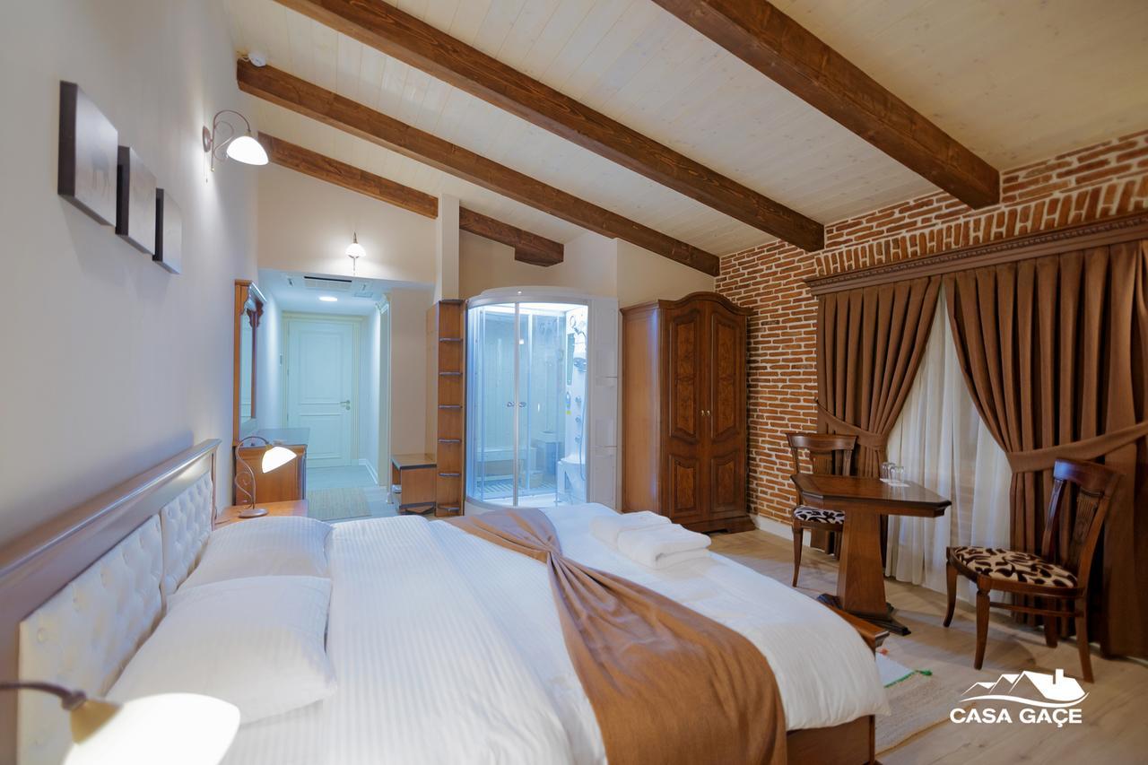 Casa Gace Hotel คอร์เชอ ภายนอก รูปภาพ
